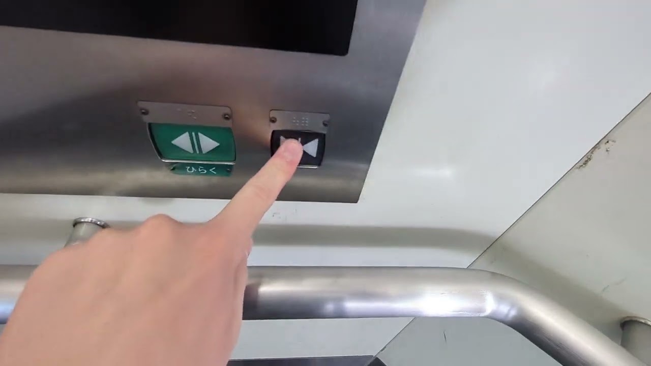 阪神電車 桜川駅のエレベーター（4号機）