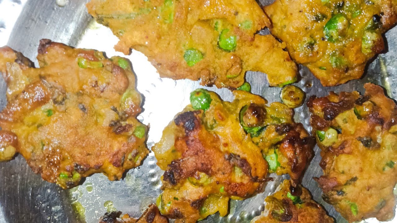 ऐसा पकौड़ा आपलोग नहीं खाए होंगे एकदम नए तरीका से बनाए मटर और बेसन का टेस्टी पकौड़े || very testi mot