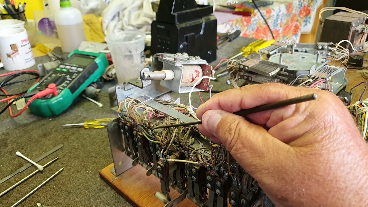 Gottlieb Pinball Trip Bank Servicing and Adjustment