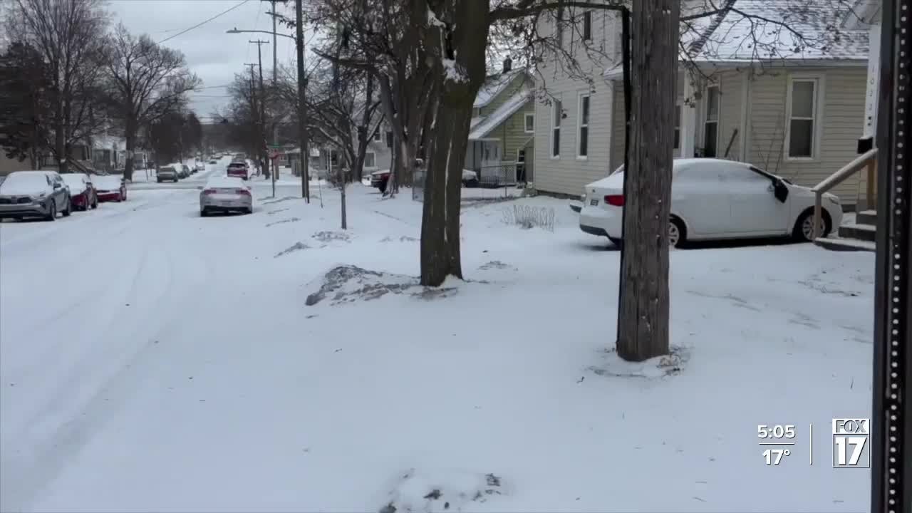Grand Rapids plow drivers face parking obstacles during snow removal efforts