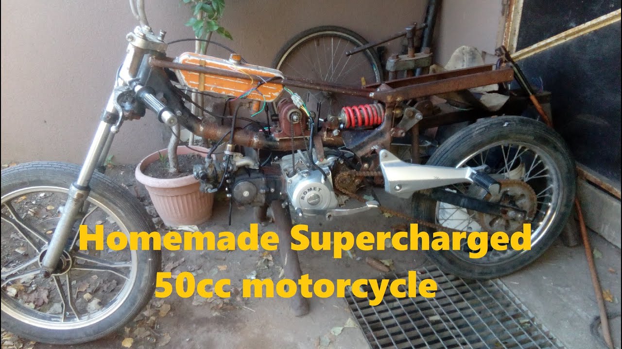 Homemade supercharged 50cc 4t motorcycle running.
