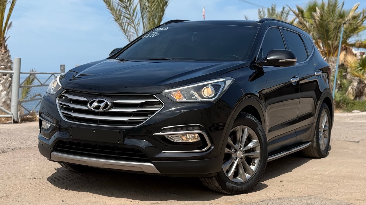 HYUNDAI SANTA FE 2016 TRES FILA @AUTOS KASH IQUIQUE - MKR MOTORS LTDA