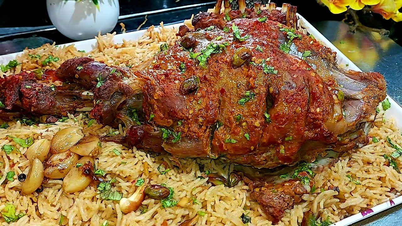 Steamed Mutton Raan / Spicy and juicy Goat leg #Muttonraanrecipe#Muttonsteamed#Howtomakegoatleg