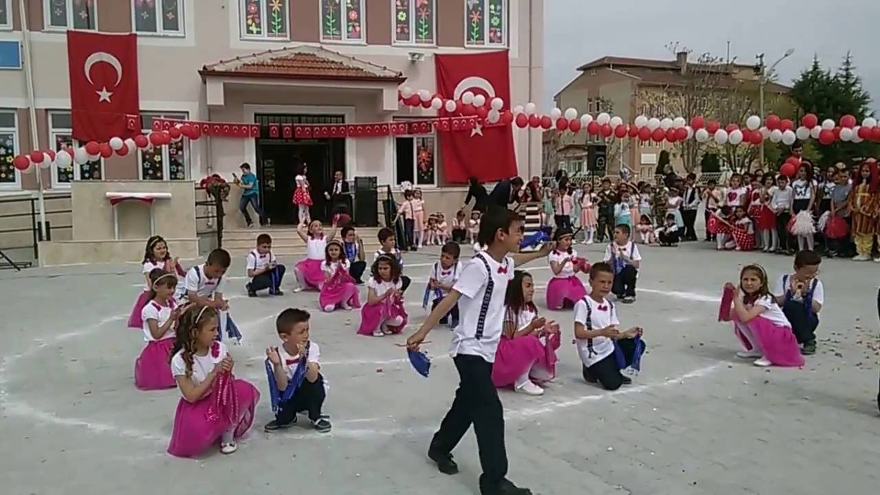 23 NİSAN GÖSTERİSİ - MAVİLİ MAVİLİ MOR ÇİÇEK