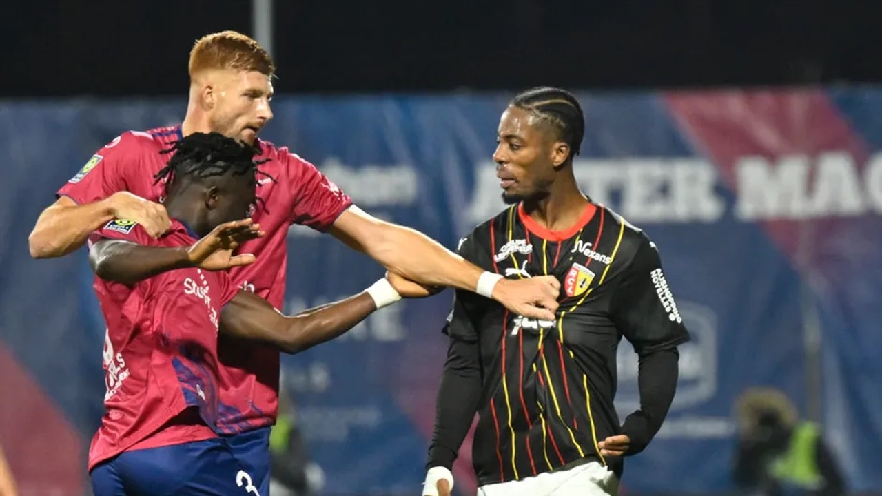 When Players Lose Control (Ligue 1 23-24)