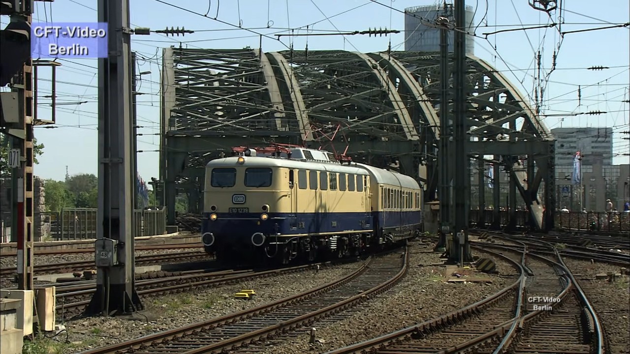 Kasten E10 1239 mit Rheingold-Zug