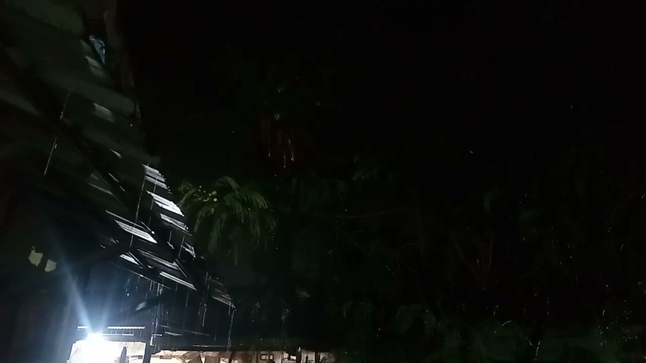 Tidur Nyenyak Dengan Suara Hujan 