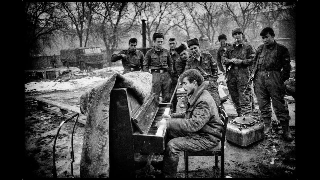 LAST MELODY FROM ABYSS [Dark War Ambient Piano Music]