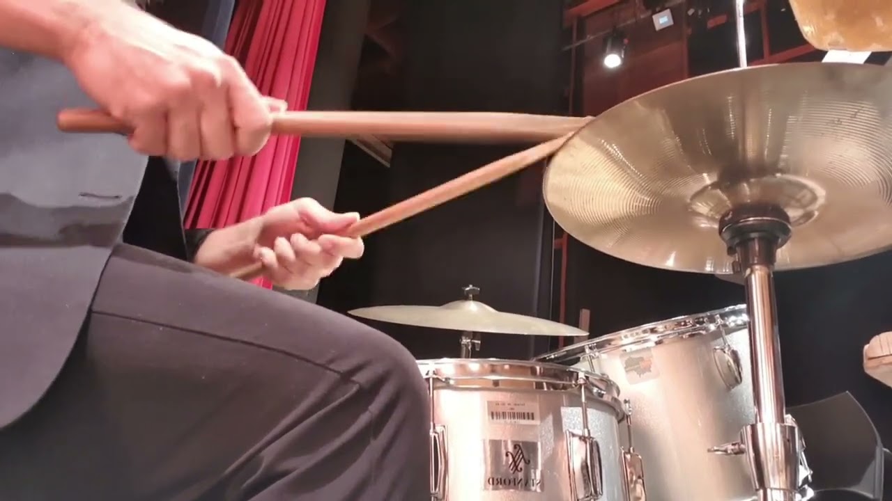 Adonirando - Alexandre Daloia - Bateria por Felipe Brito