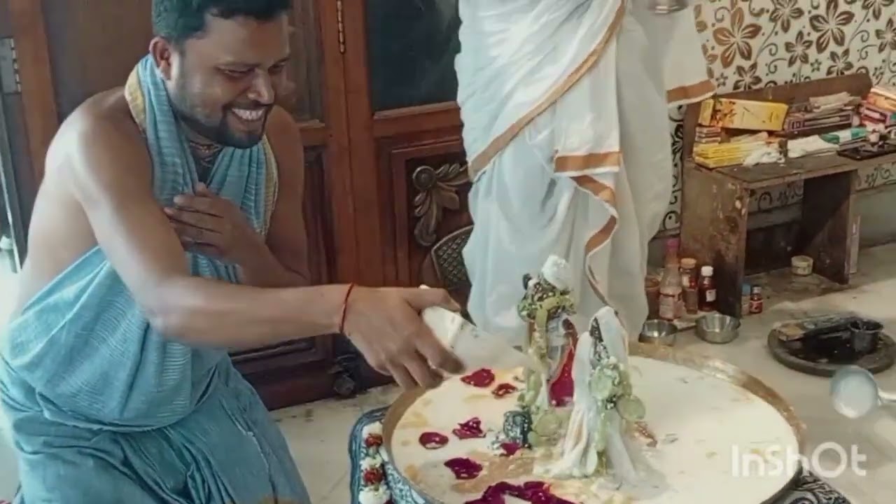 Sri Sri Radha Shyam Sunder bhogoban er birthday 🥰 বার্ষিকী অনুষ্ঠানে 