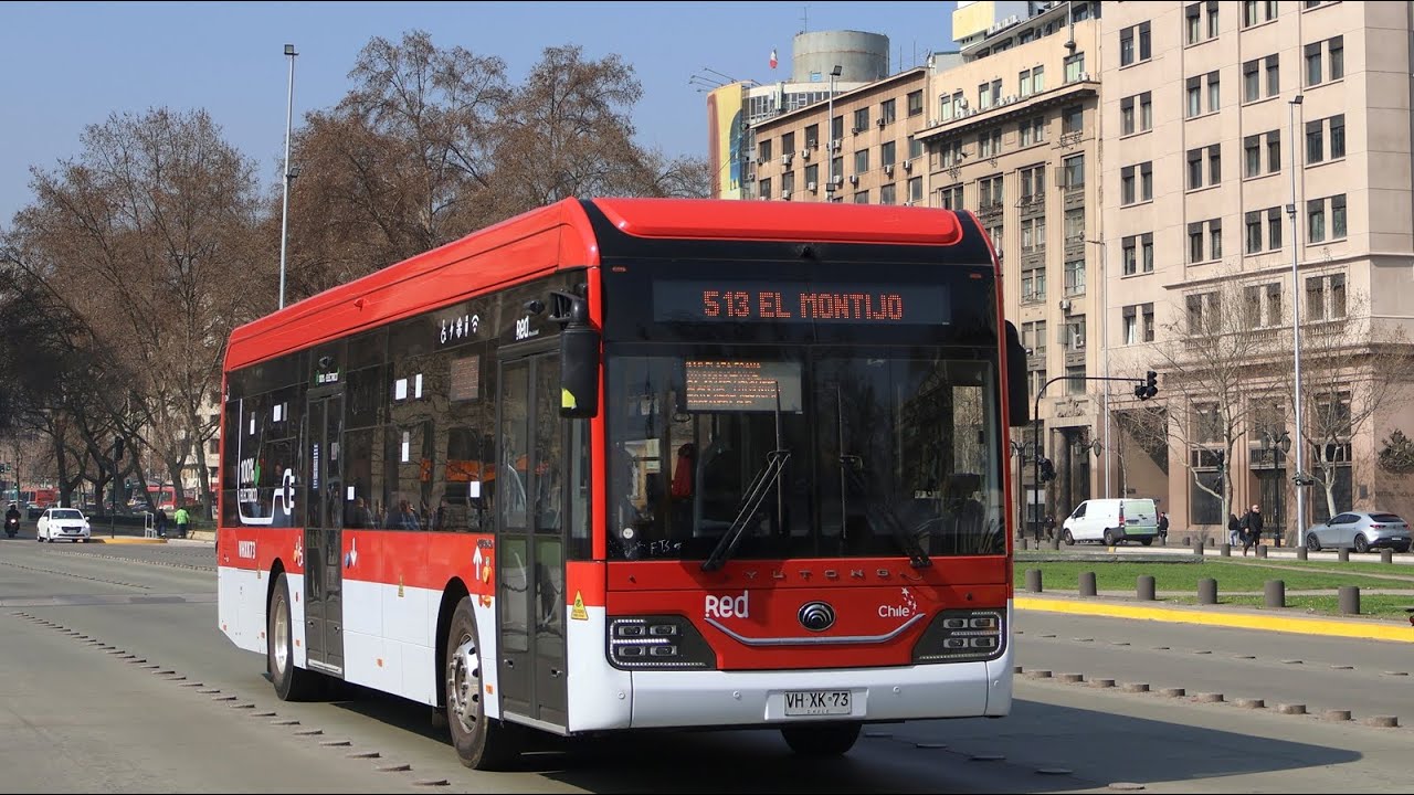 Nuevos Buses Yutong de Voy Santiago 15