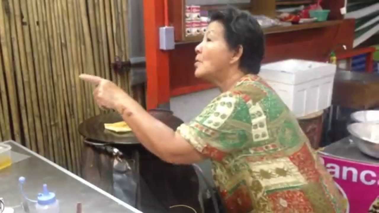 Flippin' Pancakes With Madame Yoohoo