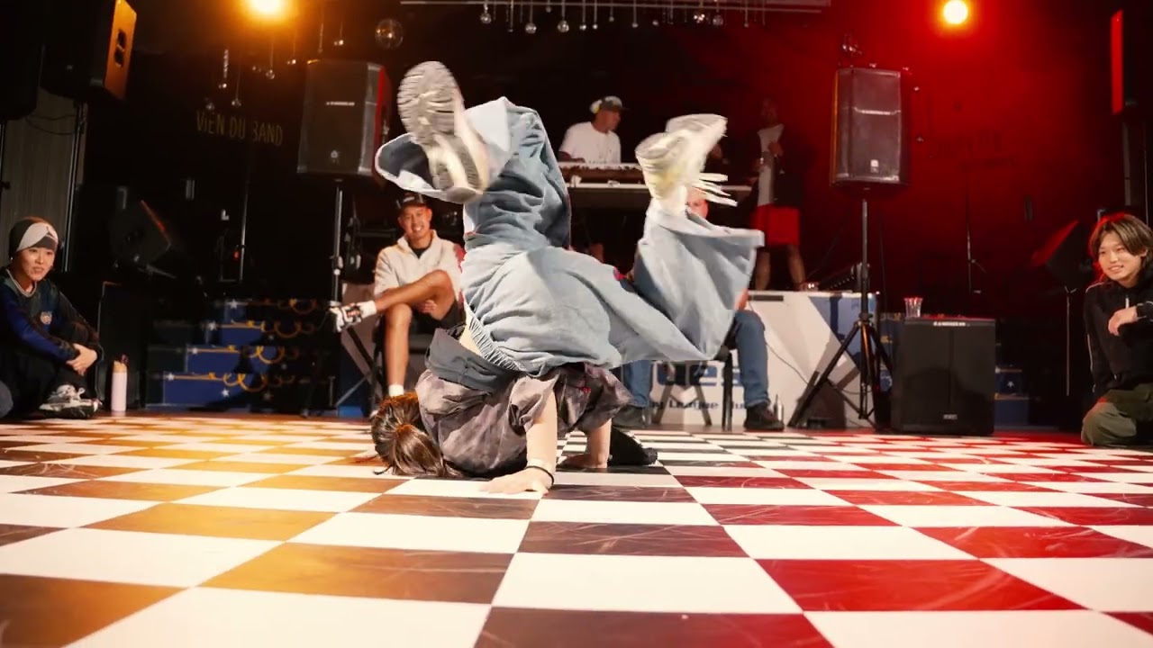 16. Cabra Breaking Jam 1 - Top 8 1v1 B-Girl - G-Clef vs Zozozoe