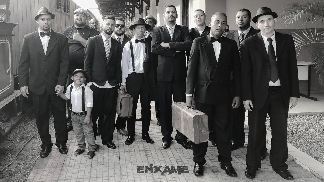 Enxame - Bem Amigos (V&iacute;deo Oficial)