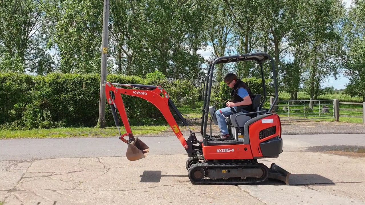 Kubota KX015-4 Excavator - Test Drive Working Review | diggersandtractors.com