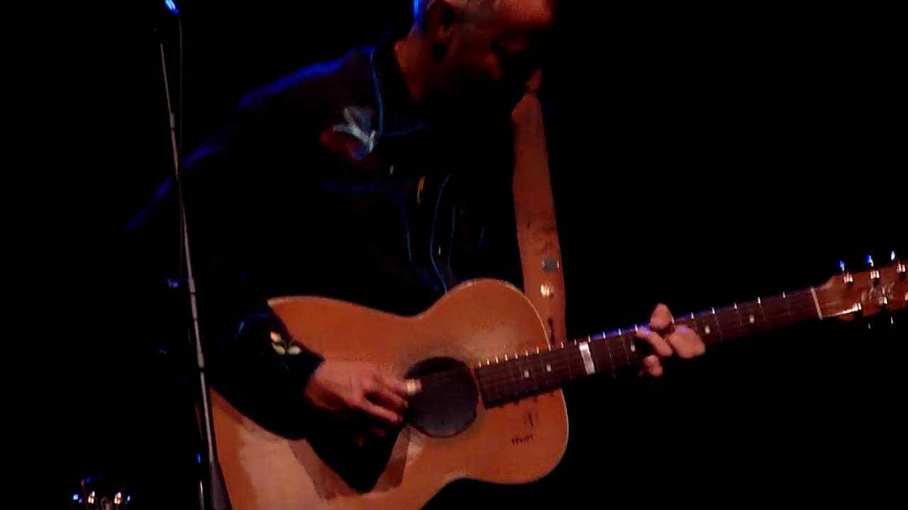 Tommy Emmanuel - Sixteen Tons / Guitar Rag / Nine Pound Hammer