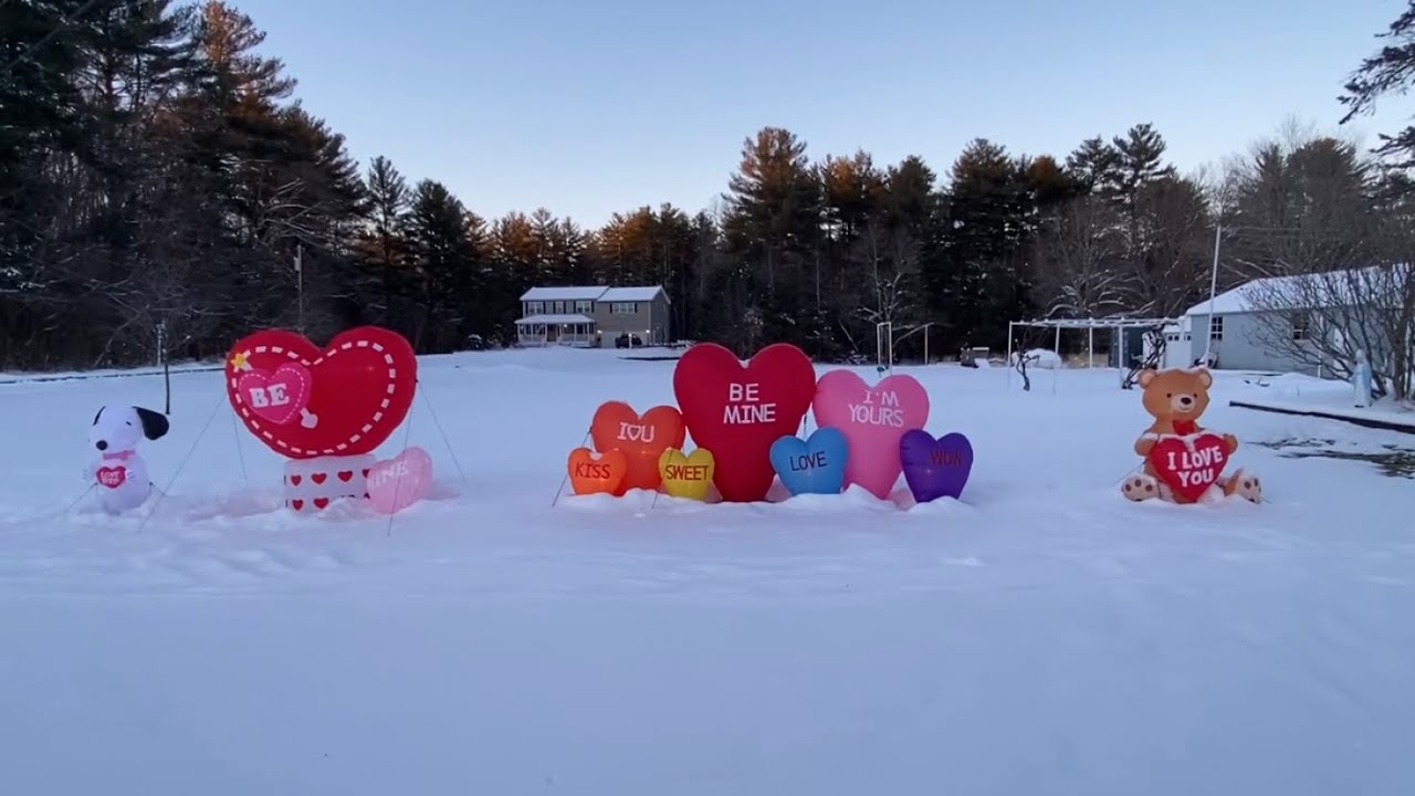 2022 Valentine’s Day Inflatable Display