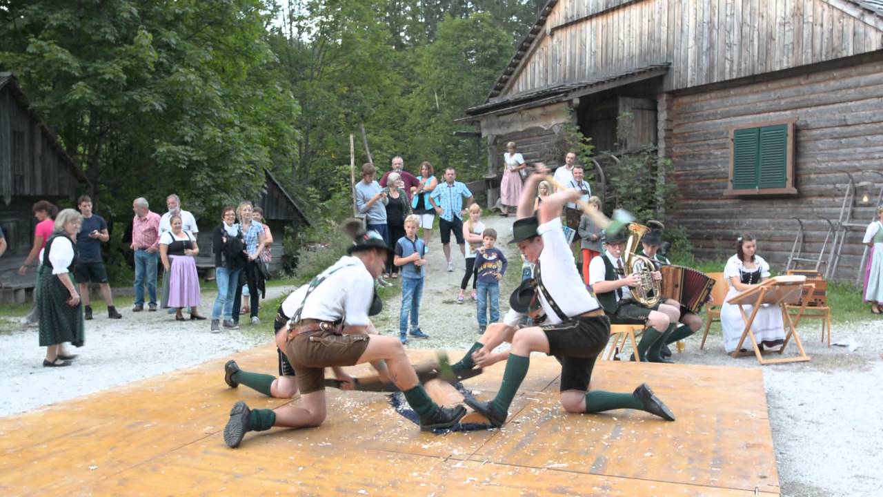 Schuhplattler Gosau