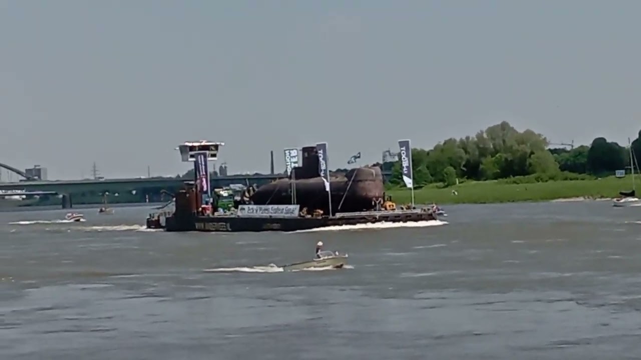 Neuss am Rhein - Letzte Reise für das U-Boot U17 (S196) am 13.5.2023