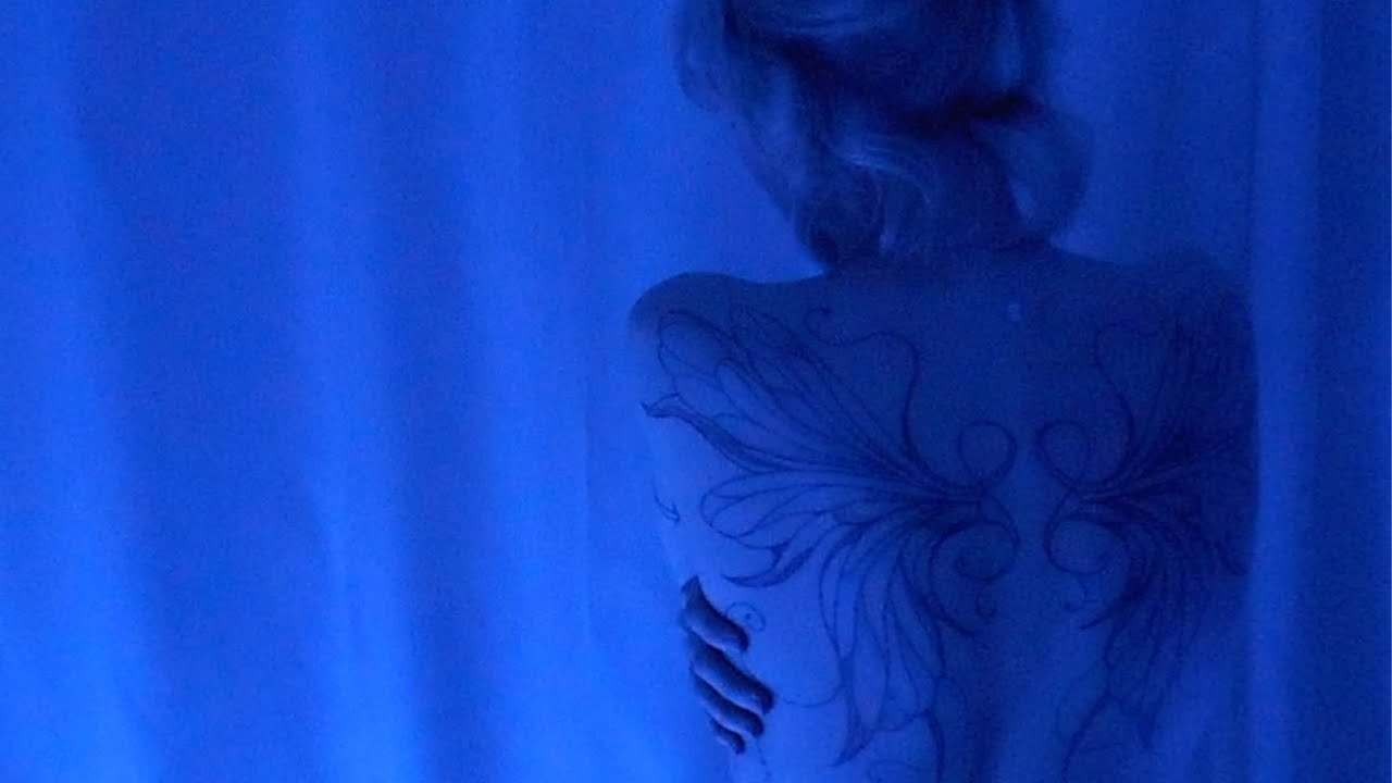 MIA MORGAN - Flügel voller Teer (Official Visualizer)
