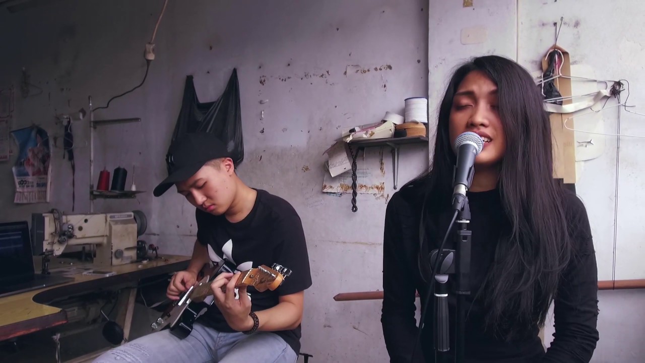 Ariana Grande - God is a woman (Mirabeth and Lundy Cover)