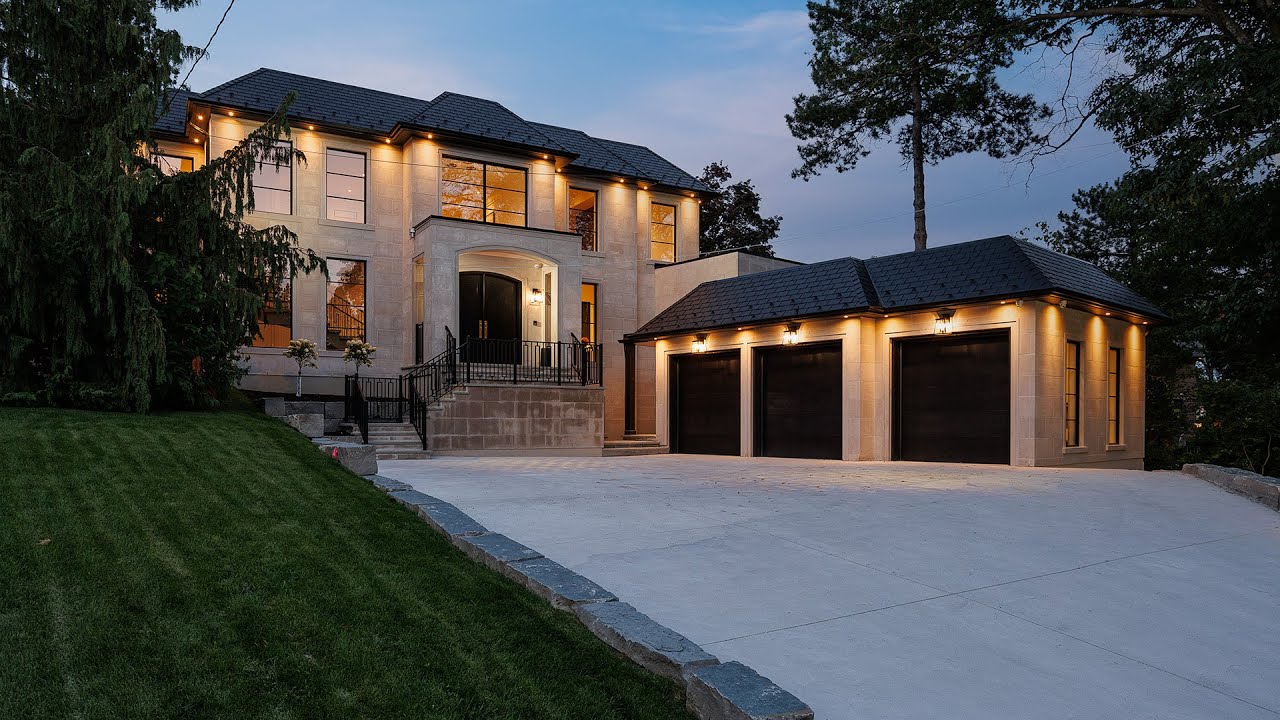 15 Edenbrook Hill, Toronto, ON