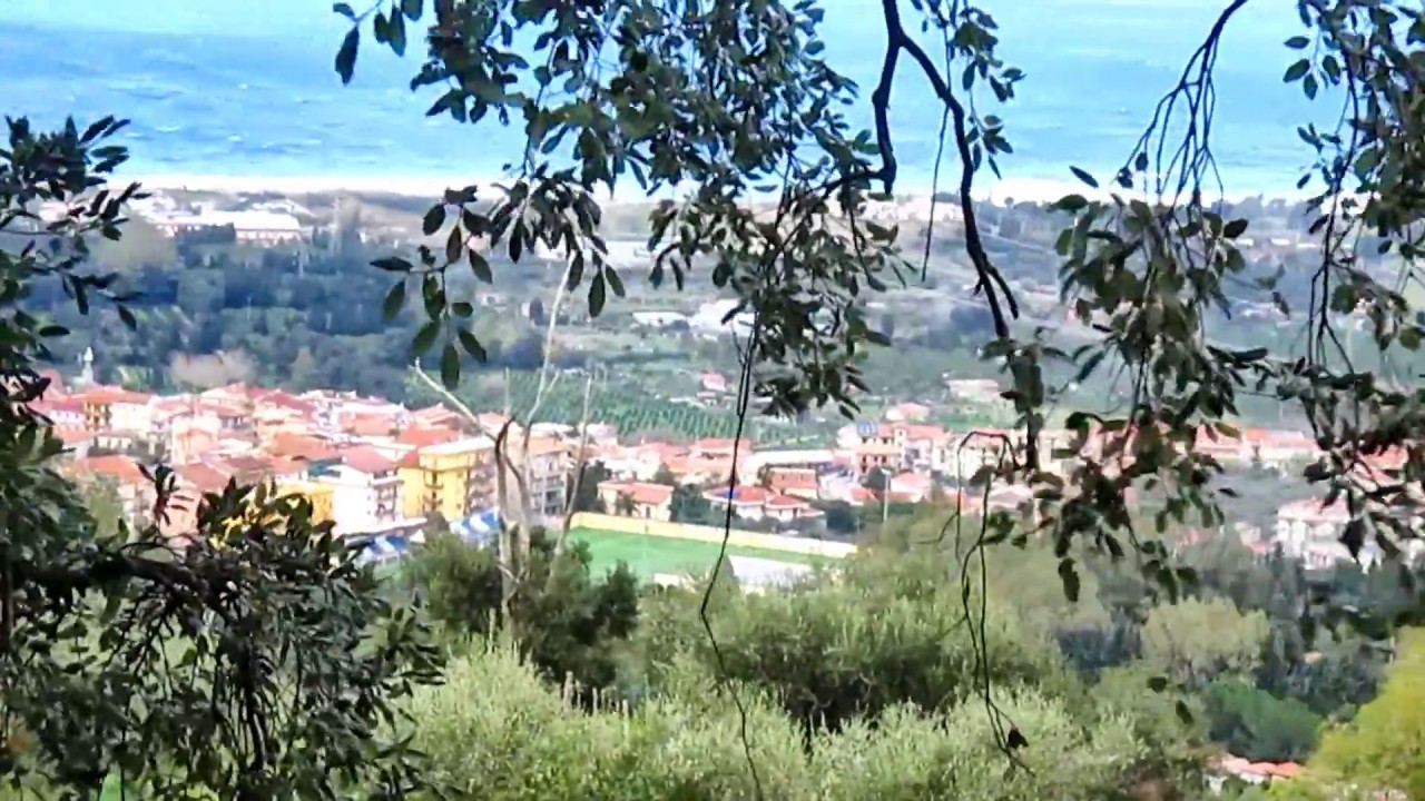 5 minuti di passeggiata a Rocca di Capri Leone