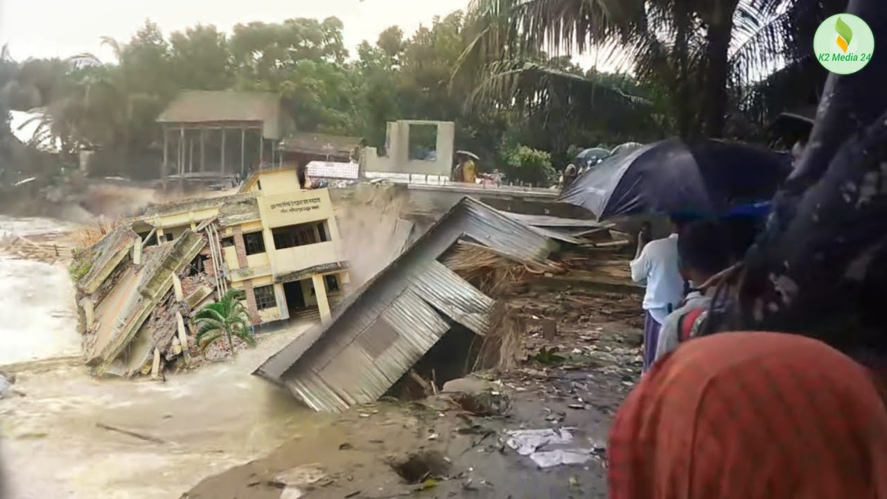 Terrible river erosion again in Shariatpur Jajira Majhi Ghat area