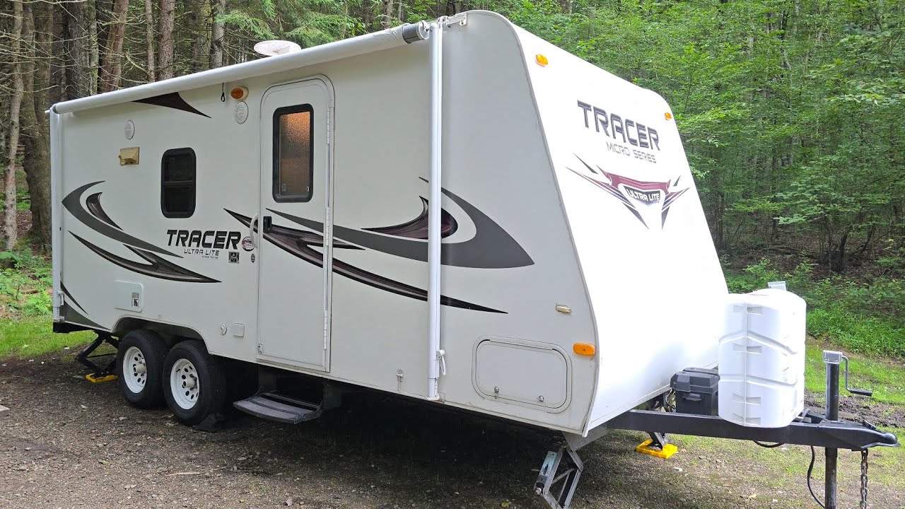 FOR SALE - 2011 Tracer Micro 195M Travel Trailer  - $7,850