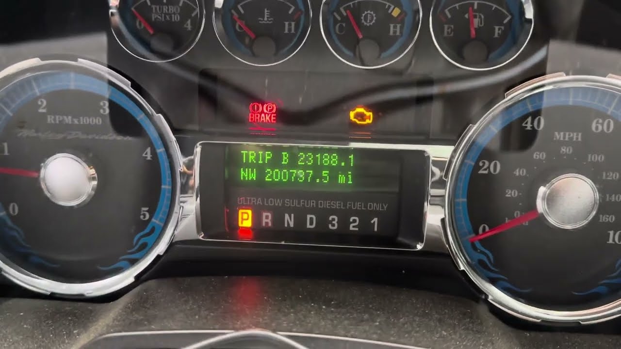 2010 F350 Harley Davidson 6.4 Powerstroke before the 6.7 Cummins swap