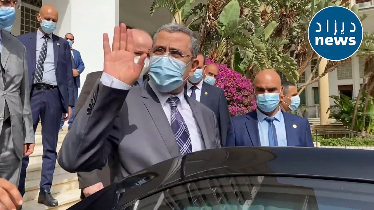 بن عبدالرحمان يتسلم مهامه كوزير أول ..عبدالعزيز جراد يغادر..وهكذا كانت اللحظات الأخيرة بقصر الحكومة
