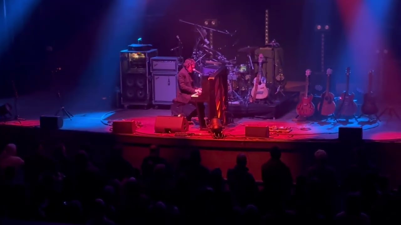 “Changes” David Bowie cover by Ric Robertson live @ The Eastern, ATL GA 1/29/26. 