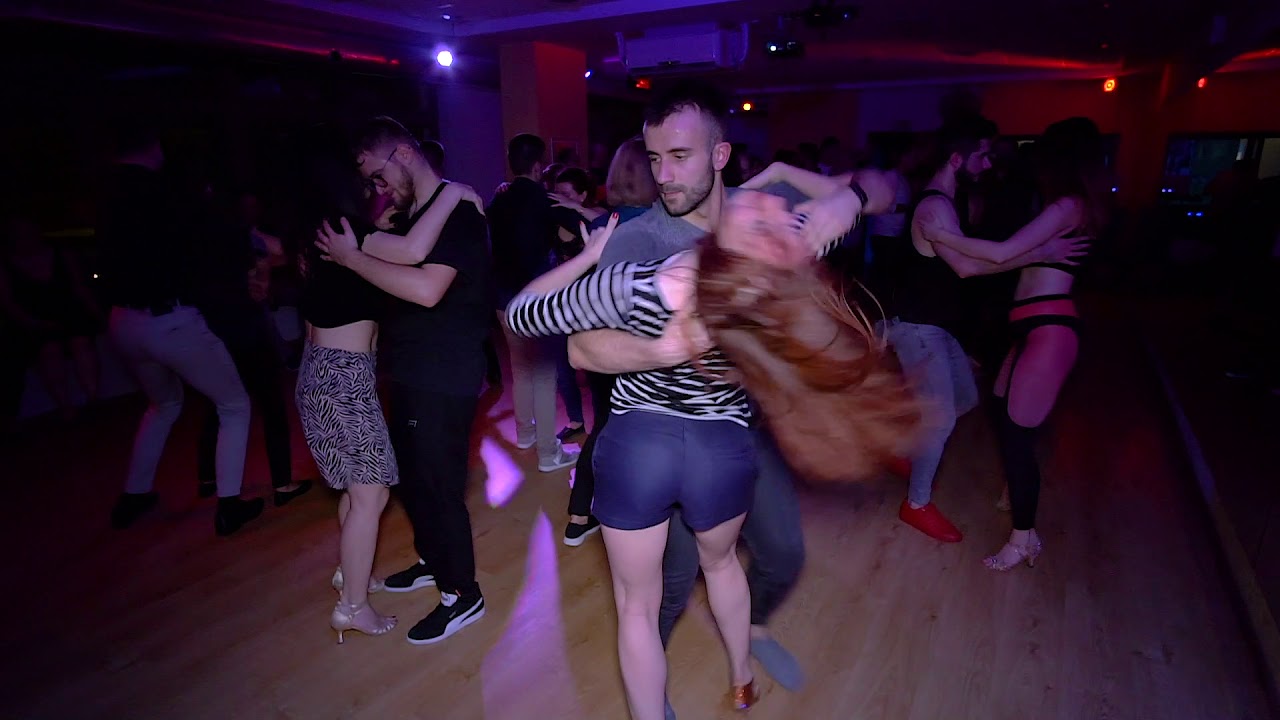 Tatiana & Kuba bachata social dancing @ Salsa Libre 12.10.2019
