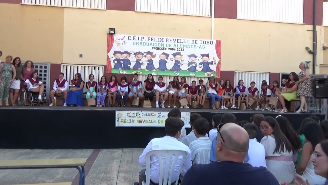 Graduaciones de 6ºA y 6ºC Tercera parte