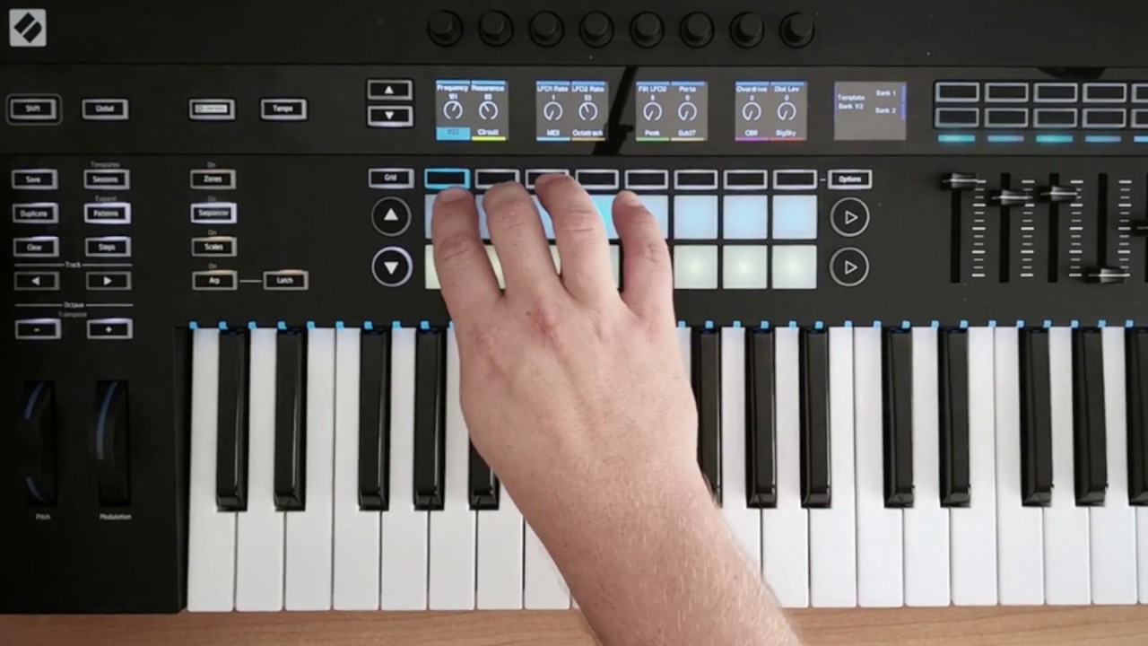 Novation SL MkIII - centrum dowodzenia do studia i na scenę