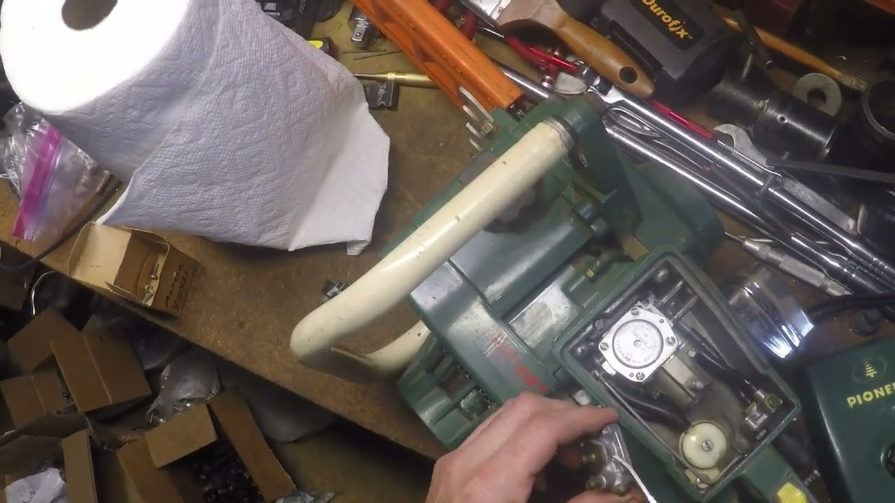 Pioneer 2400 Chainsaw Primer Retrofit