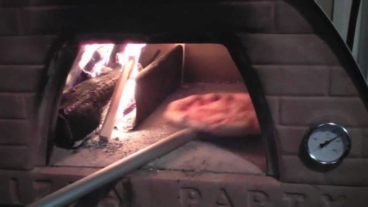 Come fare la vera PIZZA NAPOLETANA, video ricetta pizza napoletana, impasto e cottura - Pizza Verace