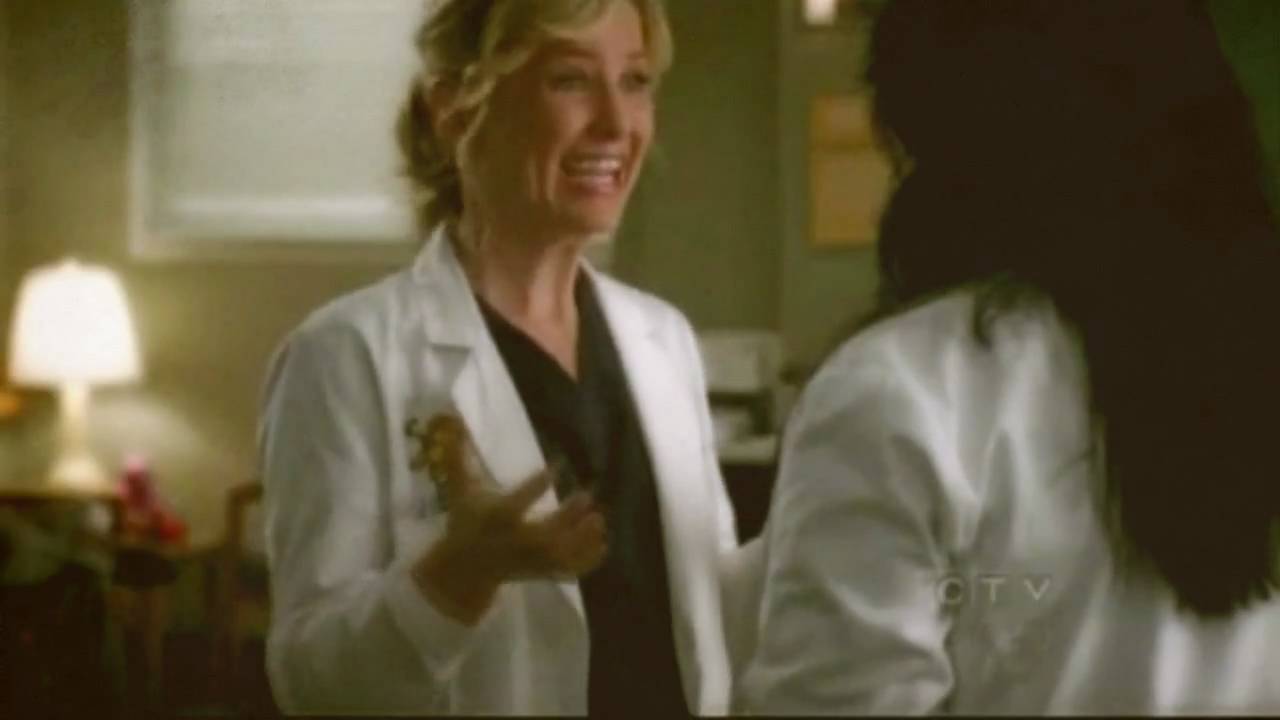 The Funny Side of Dr. Arizona Robbins :)