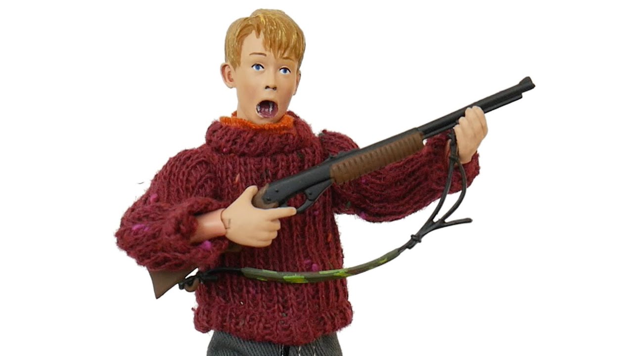 Kevin McCallister NECA Home Alone Clothed Toy Unboxing & Review!!
