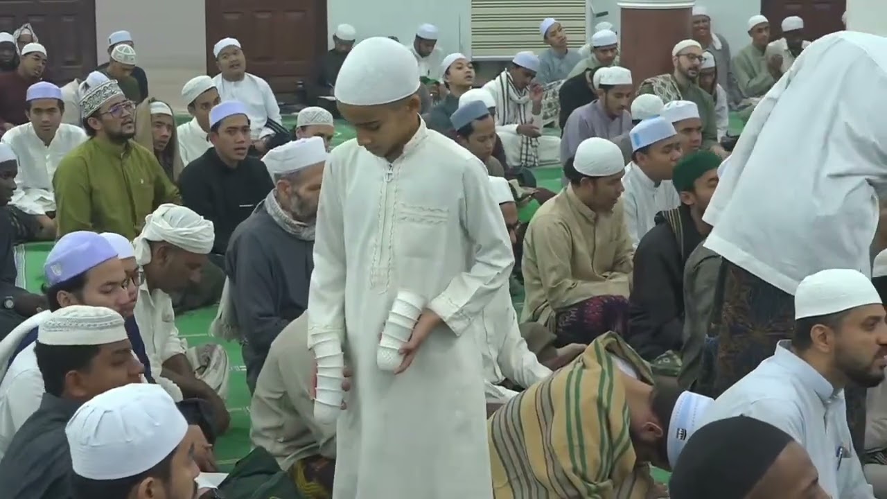 صلاة وتسليم وأذكى تحياتي من رحاب دار المصطفى بتريم.المدائح الرمضانية 