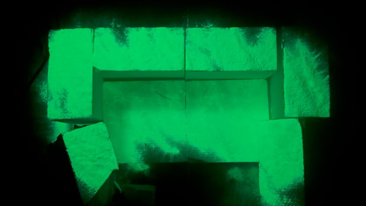 Yeah Glo 💚💚💚 Z-Athletic topped with glow in the dark pigment powder 💚💚💚 #asmr #subscribe