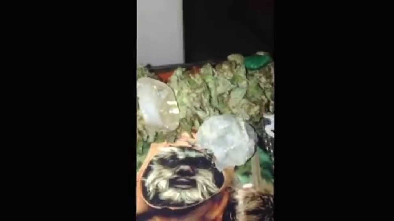 Charging up a fat nug with power crystals