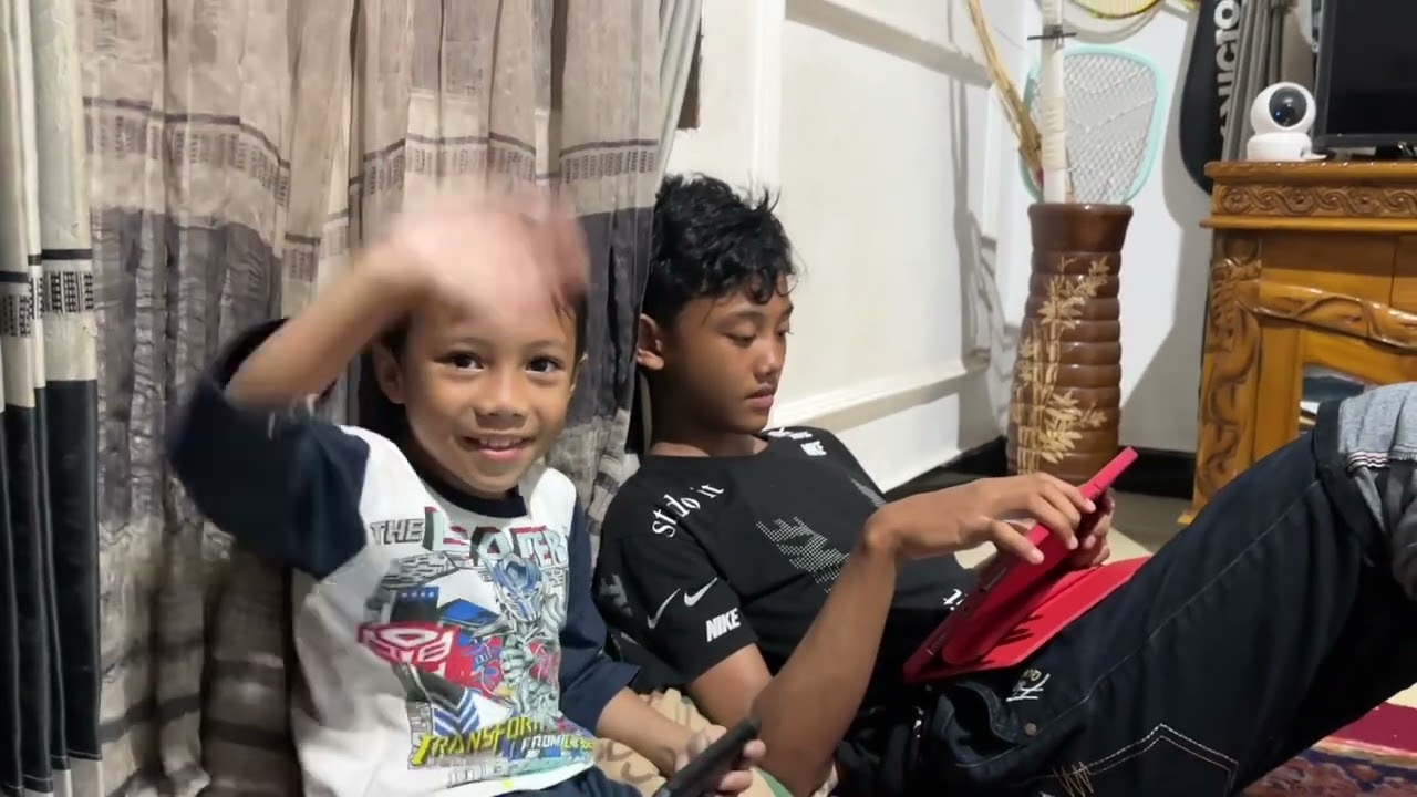 Ke Rumah Kakak Revan 