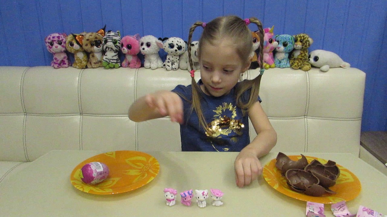 Распаковка яиц CHARMMYKITTY ( Очаровательные друзья HELLO KITTY ).В конце видео сюрприз .