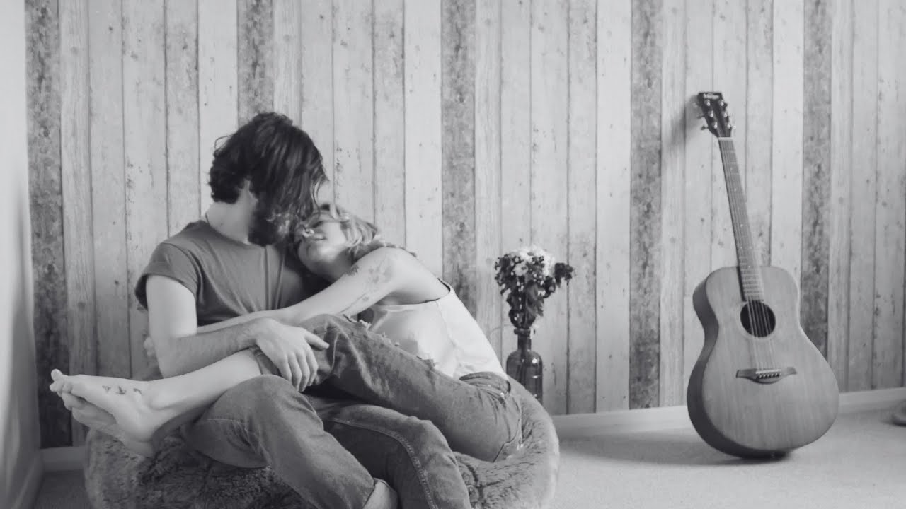MARIE | Loving in a different way (Official Musicvideo)