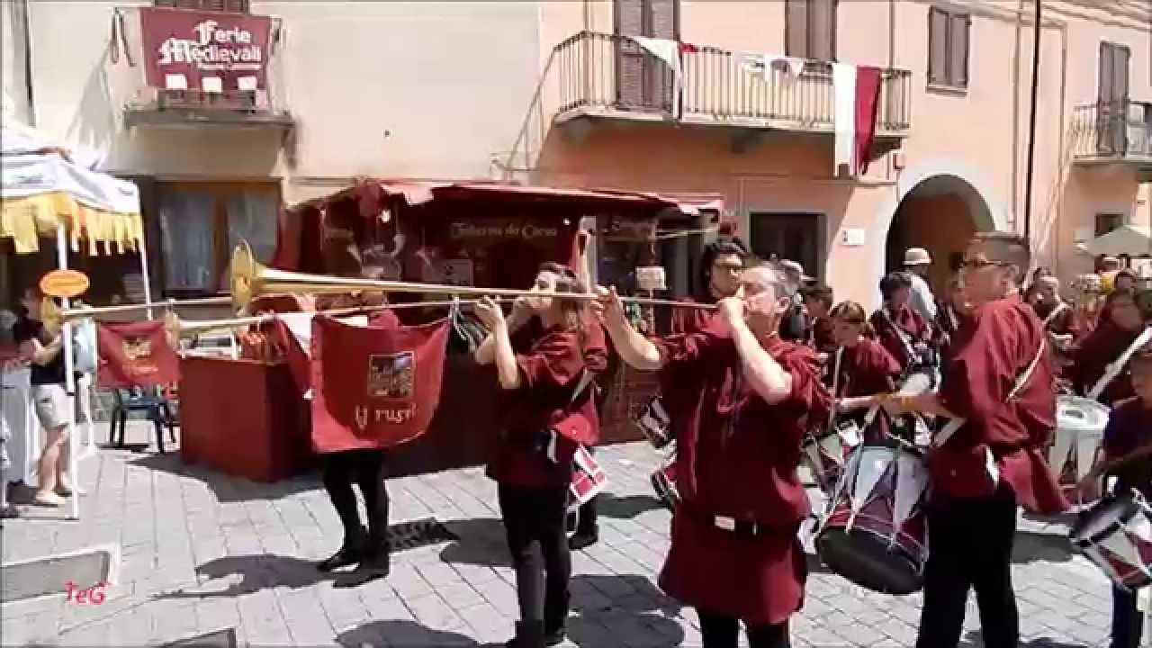 Corteo storico - 1 di 3 - Ferie medievali Pavone Canavese 2014