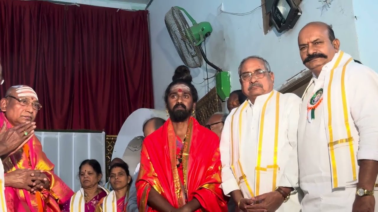 ఒక సాధువును స్వాగతించడం,సర్వ దేవతా ఆహ్వాన సమానం 🚩🙏🚩#9492472550#9701295482 