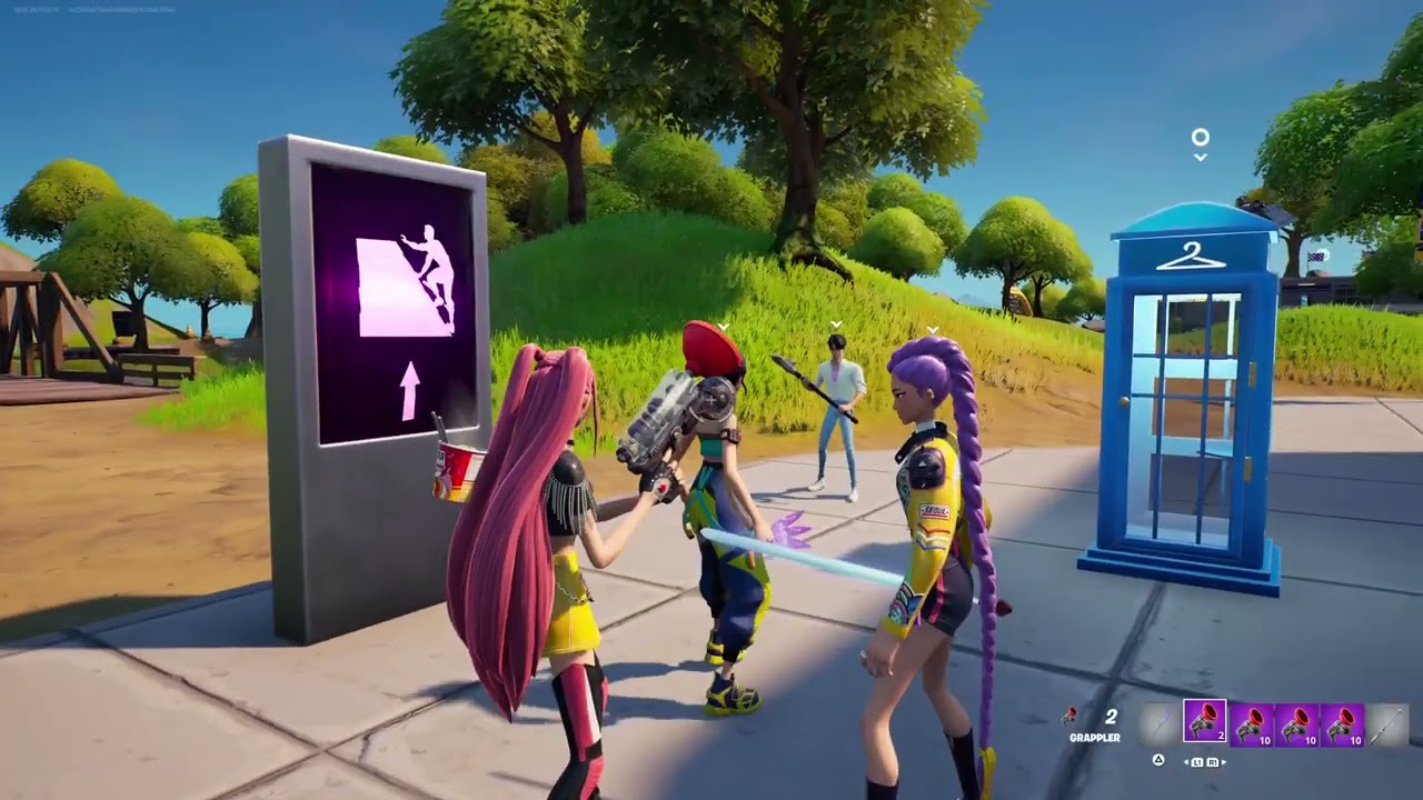​I joined other players & we were all K-Pop Demon Hunters in Party Royale!