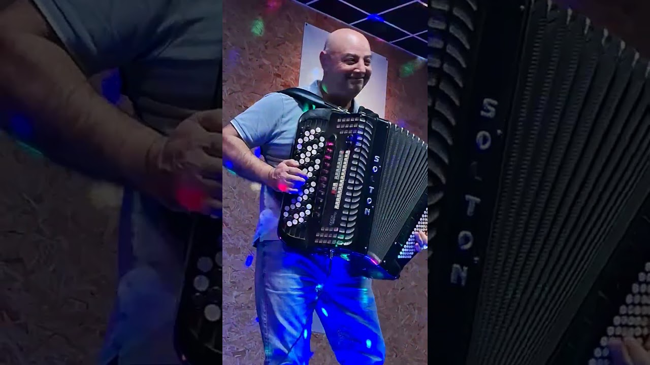 João Paulo Cavaco  no salão Casal Medinas Cercal do Alentejo 