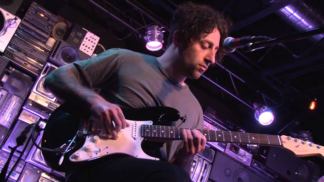Fall Out Boy - Centuries [Acoustic at KROQ Red Bull Sound Space]